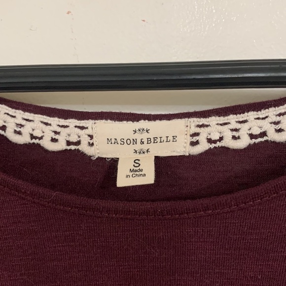 MASÓN & BELLE wine and floral loose blouse size S - Picture 6 of 7